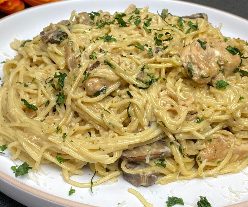 Creamy Lemon Garlic Chicken Pasta